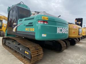Excavadora Usada de Segunda Mano, Maquinaria para Movimiento de Tierras KOBELCO SK210D en Venta - Product Image 2