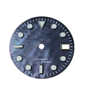 Horlogemaker produceert wijzerplaat van natuurlijk blauw parelmoer met aangepaste logo's in bulk. - Product Image 3