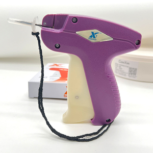 Pistolet d'étiquetage Booster Taille Standard en plastique durable pour vêtements et usage commercial - Product Image 1