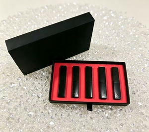 Top 5 des rouges à lèvres en Europe et en Amérique, 1,6 g, haute brillance, couvrance totale, longue tenue, hydratant et non desséchant. Disponible dans - Product Image 4