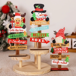 Centre de table rustique de Noël en bois avec figurines de Père Noël, bonhomme de neige et rennes pour la décoration de table, de cheminée et de la maison - Product Image 1