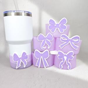 Nueva Funda Protectora de Silicona con Lazo Colorido Anticolisión, Accesorios Decorativos para Vasos Stanley - Product Image 2