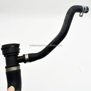 Tuyau de radiateur de pièces d'auto de sourire pour <span class=keywords><strong>Volvo</strong></span> <span class=keywords><strong>XC</strong></span>-<span class=keywords><strong>90</strong></span> <span class=keywords><strong>2016</strong></span> 31474498 - Product Image 4