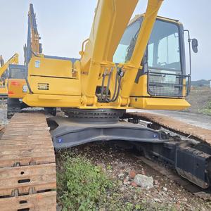 Escavatore Cingolato <span class=keywords><strong>Komatsu</strong></span> PC450 Usato in Vendita, Motore Cummins, 45 Tonnellate, Completo, Economico, Pronto all'Uso - Product Image 3