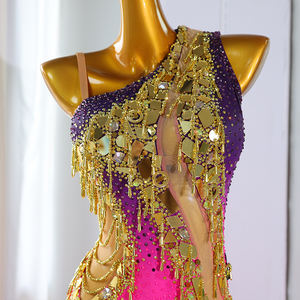 ชุดเต้นลาตินสีชมพูสดหรูหราประดับด้วยลูกปัดสีทอง ชุดแสดงบอลรูมระดับมืออาชีพ - Product Image 2