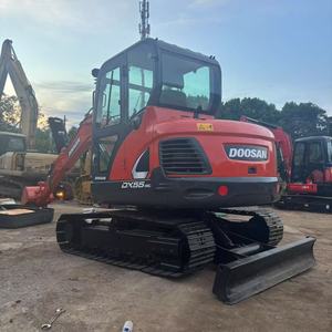 รถขุดขนาดเล็กมือสอง Doosan DX55 รถขุดตีนตะขาบขนาดเล็ก 5.5 ตัน รถขุดขนาดกะทัดรัด ชั่วโมงการใช้งานต่ำ สภาพดี รถขุดขนาดเล็ก - Product Image 4
