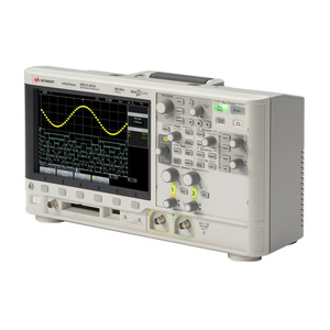 Oscilloscope numérique Keysight DSOX2004A 200 MHz 4 canaux pour usage en laboratoire avec écran tactile - Product Image 3