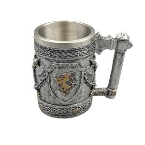 Jarra Decorativa Coleccionable con Diseño de Águila Bicéfala, Estilo Medieval - Product Image 5