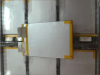 Cellule de poche prismatique de batterie polymère Lifepo4 de 52Ah avec matériau d'anode LFP et NCM 3.2V pour le stockage de l'énergie solaire