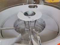 Bateau de location flottant QIQU en forme de donut, rotomoulé, en PEHD indestructible, avec barbecue électrique