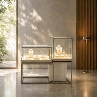 Vitrines à bijoux en acrylique avec combinaison de couleurs personnalisable pour salles d'exposition d'entreprises, bijouteries, boutiques de luxe