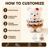 Ours en peluche avec corps en forme de gâteau aux fraises, jouet en peluche blanc doux, cadeau en forme de dessert