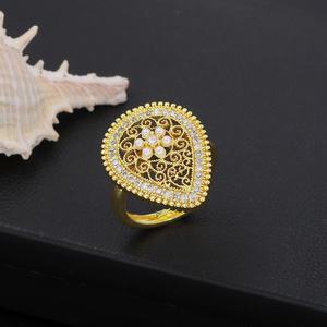 Anillo de Hombre Chapado en Oro de 24K Personalizado Jxx, Anillo de Oro para Mujer, Anillo de Boda - Product Image 3