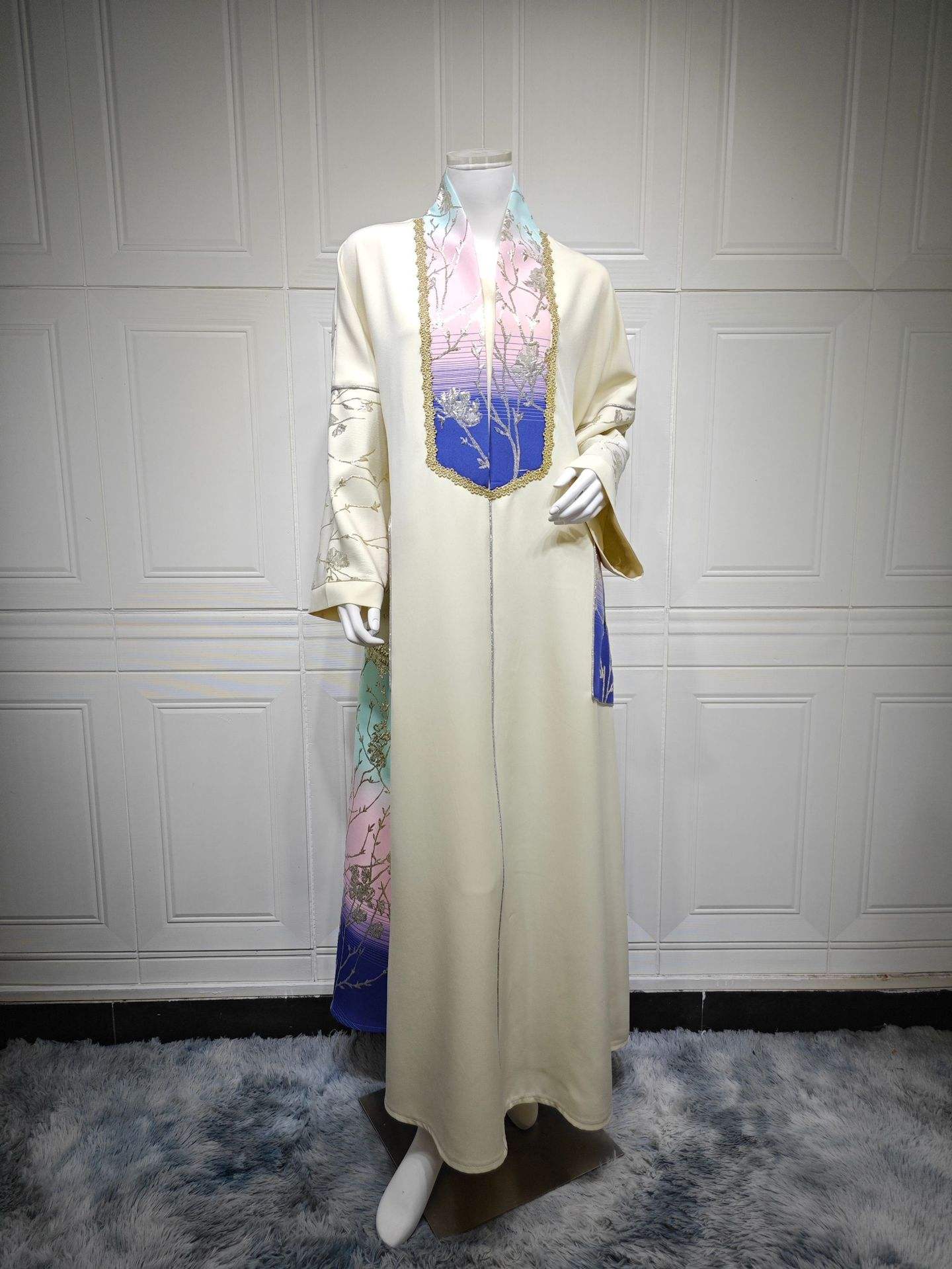 สีน้ำเงินกรมท่า