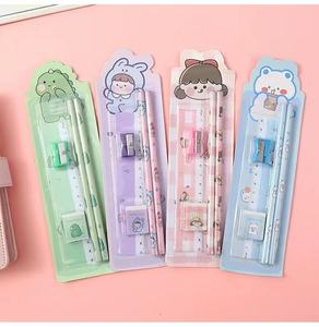 Coffret cadeau de Noël étudiant et enfants <span class=keywords><strong>dessin</strong></span> animé mignon papeterie scolaire crayon HB avec <span class=keywords><strong>gomme</strong></span> et taille-crayon ensemble <span class=keywords><strong>dessin</strong></span> animé impression crayons HB - Product Image 6