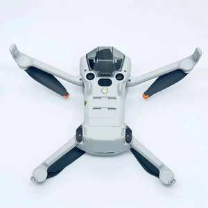 Dron Prosumer Mini 4 Pro Fly More Combo 4K HDR, el Más Vendido, con Control Remoto para Grabación Vertical Profesional - Product Image 2