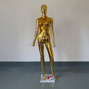 Mannequin de vitrine femme grande taille avec tête, en PP argenté/doré, pose debout, pour présentation de vêtements - Product Image 6