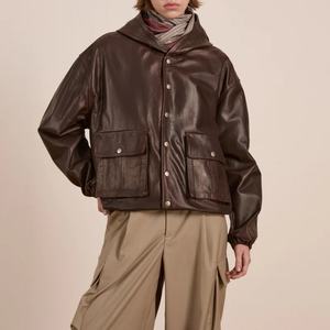 เสื้อแจ็คเก็ตหนัง PU คุณภาพสูง น้ำหนักปานกลาง สไตล์ลำลอง แต่งดีเทลขาดๆ แบบโอเวอร์ไซส์ สำหรับผู้ชาย ขายส่ง - Product Image 3