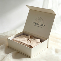 Boîte rigide magnétique haut de gamme blanc cassé avec logo personnalisé et impression intérieure pour chemises, vêtements, marques de prêt-à-porter, coffret cadeau, vente en gros