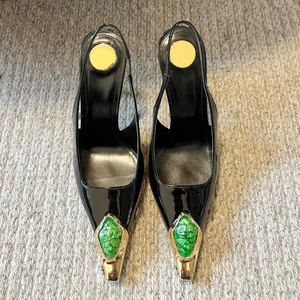 Zapatos de tacón dorados personalizados para mujer con correa trasera, tacones originales, sandalias de vestir con punta cuadrada y charol brillante - Product Image 5