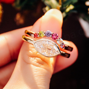 Anillo de Compromiso o Matrimonio de Alta Calidad en Oro Amarillo Macizo de 18K, 14K o 10K con Moissanita Corte Marquesa DEF, Joyería para Mujer, Regalo - Product Image 2