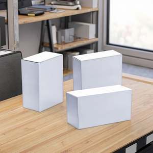 Emballage de luxe haut de gamme personnalisé pour cosmétiques, boîte pliable pour produits, fabriquée avec des matériaux recyclés, impression avec revêtement UV pour lotion - Product Image 4