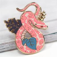 Proveedor personalizado precio barato alta calidad amarillo Rosa maíz serpiente pantalla impresión UV esmalte duro Metal goma PVC embrague solapa Pin