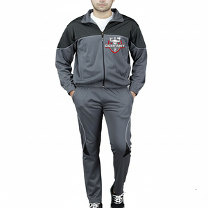 ชุดกีฬาผู้ชายไซส์ใหญ่สำหรับฤดูหนาวปี 2023 ชุดเซ็ตสองชิ้น เสื้อฮู้ดและกางเกง แห้งเร็ว ระบายอากาศได้ดี เป็นมิตรกับสิ่งแวดล้อม - Product Image 1