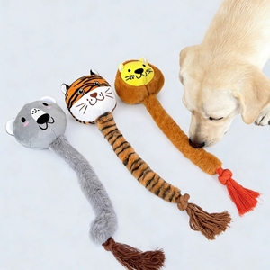 Juguete interactivo de tira y afloja para mascotas, juguete chirriante para limpiar y masticar los dientes, juguete para aliviar el aburrimiento con cola larga, suministros para mascotas - Product Image 4