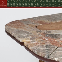 Table à manger de luxe GOLDKING en marbre multicolore avec incrustations de bois et finition sans joint CNC, veines marron, rouge et grises