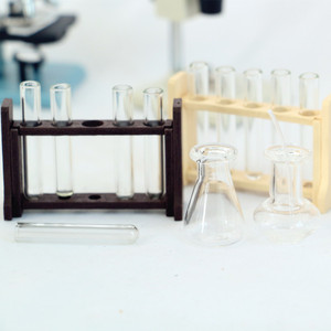 BTXIXI Juego de Tubos de Ensayo, Gotero y Vaso Medidor en Miniatura para Experimentos de Simulación, Modelo Mini OB11 - Product Image 3