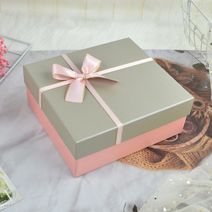 Boîte cadeau de luxe personnalisée en papier kraft recyclable de haute qualité Emballage en carton rigide avec couvercle et col blancs détachables - Product Image 3
