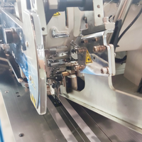 Machine à coudre industrielle TOPSEW TS-895 automatique pour la pose de poches sur les jeans et les poches utilitaires des vêtements de travail