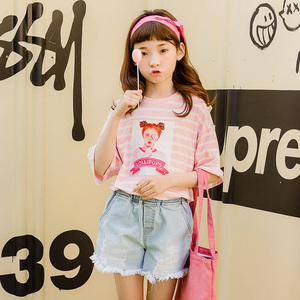 Présentoir à T-shirts et Ensemble Sportif en Jean Brodé pour Enfants – Achat en Gros auprès d'un Fournisseur Chinois - Product Image 3