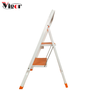 Escalera Doméstica Vigor, Escaleras Negras para Uso en el Hogar, Escalera Plegable de 2 Peldaños - Product Image 2