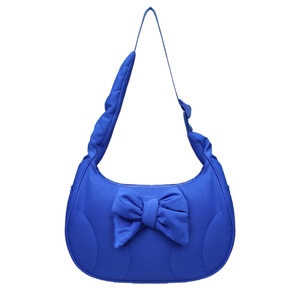 Fabrika Çıkışı Kadın Omuz Çantaları Düşük Minimum Sipariş Adedi ile Hafif Büzgülü Kol Altı Çantası B2B Uluslararası Ticaret Tedarikçiliği için - Product Image 4