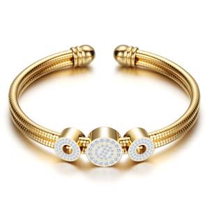 Pulsera de Cadena de Serpiente de Cristal de 11 mm con Tres Hilos de Diamantes de Imitación Engastados en Bisel, Ajustable, para Uso Diario de Mujer - Product Image 2