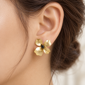Pendientes de flor de lirio para mujer, diseño floral, accesorios para las orejas de uso diario - Product Image 2