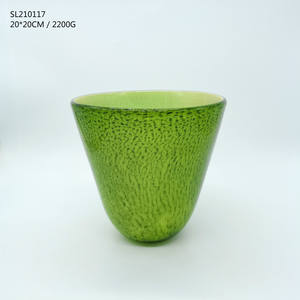 Vase en verre de Murano vert <span class=keywords><strong>Antigone</strong></span>, design moderne fait main, œuvre d'art artistique en verre soufflé et cristal - Product Image 4