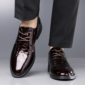 Chaussures habillées souples pour hommes en cuir verni, style Richelieu à bout pointu, à lacets, semelle en caoutchouc, pour mariage et tenue formelle d'automne - Product Image 4