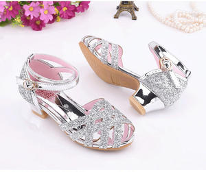 008 ragazze <span class=keywords><strong>Scarpe</strong></span> In Pelle <span class=keywords><strong>Tacco</strong></span> Alto Delle Ragazze Della Principessa di Cerimonia Nuziale Del Partito di Paillettes Bambini Pattini di Vestito - Product Image 3