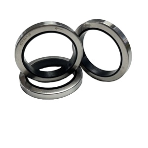 อะไหล่เครื่องอัดอากาศอุตสาหกรรม 84x67x10 มม. ซีลน้ำมันเพลาหมุนโลหะ ยางซีลโลหะ ตัวแยกสกรูเมตริก หัวคอมเพรสเซอร์ - Product Image 5