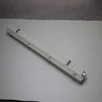 Lumière LED Triproof de Haute Qualité IP65 Ik08 pour Tube en Verre Plastique Philips T8 Éclairage 18W 2x18w Montage au Plafond