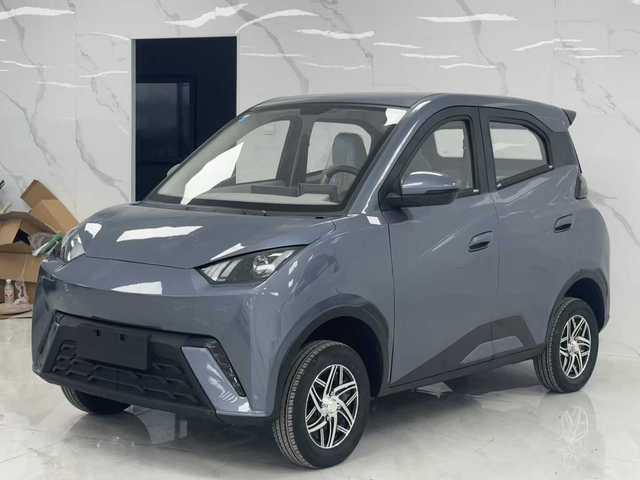 China Factory 1500w 60km/h Adjustable Speed Mode Low Speed Electric Carwith Customized Color Configuration for Elder