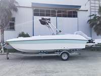 Perahu Surfing dengan Mesin Motor Tempel Mercury 115hp, Perahu Cepat untuk 6-8 Orang, Kapal Pesiar Santai dengan Sertifikasi CE untuk Penggunaan di Perairan Dalam