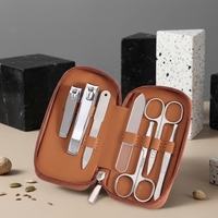 Kit de manucure professionnel 7 en 1 en acier inoxydable avec lime à ongles en verre, coupe-poils de nez, ciseaux, pinces et étui de voyage