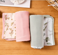 Couverture en mousseline de coton brodée populaire et confortable pour panier de bébé, couverture en mousseline pour bébé d'extérieur