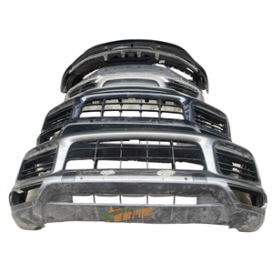 Conjunto de Parachoques Delantero para <span class=keywords><strong>Cayenne</strong></span>, Modelos 2018-2023, Color Negro Carbón, Instalación con Pernos, Ajuste Universal - Product Image 1