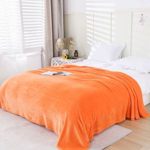 Ensemble de serviettes de bain douillettes en microfibre à séchage rapide, motif écossais, mini couverture tricotée jetable douce pour usage domestique avec logo répété et lingette incluse - Product Image 5