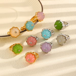 Anillo <span class=keywords><strong>de</strong></span> Resina con Flores, Baño <span class=keywords><strong>de</strong></span> Oro <span class=keywords><strong>de</strong></span> 18K, Acero Inoxidable, Banda Geométrica para Mujer, Fresco, Lindo, Moderno, Chic, Elegante - Product Image 1